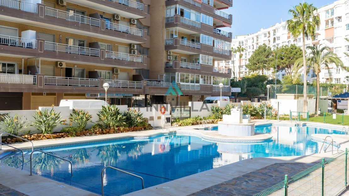 Asunto Fuengirolassa Paseo Maritimo Dolores
