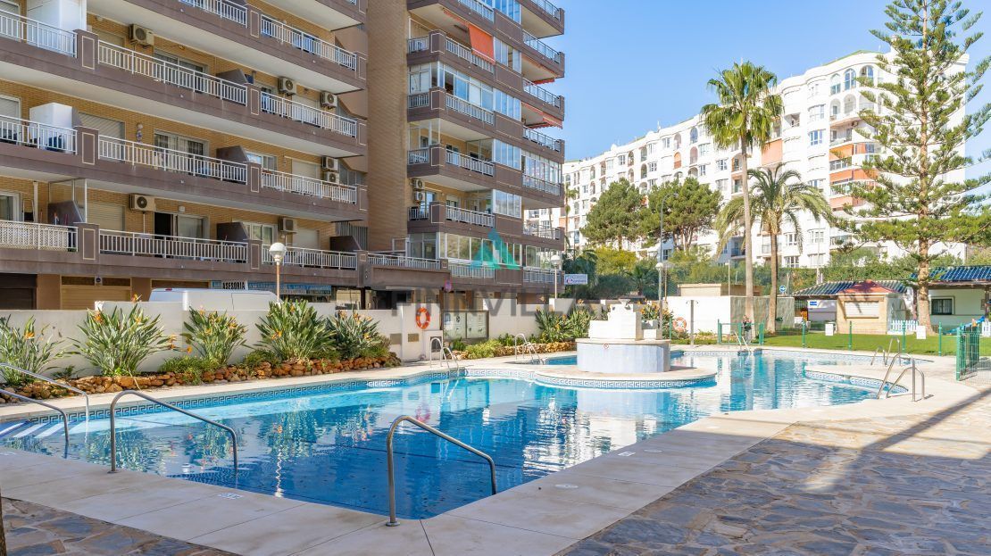 Asunto Fuengirolassa Paseo Maritimo Dolores