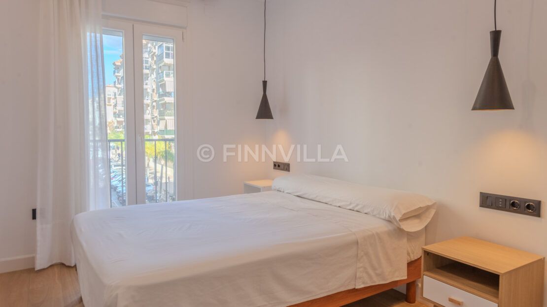 Asunto Fuengirolassa keskustassa La Siesta