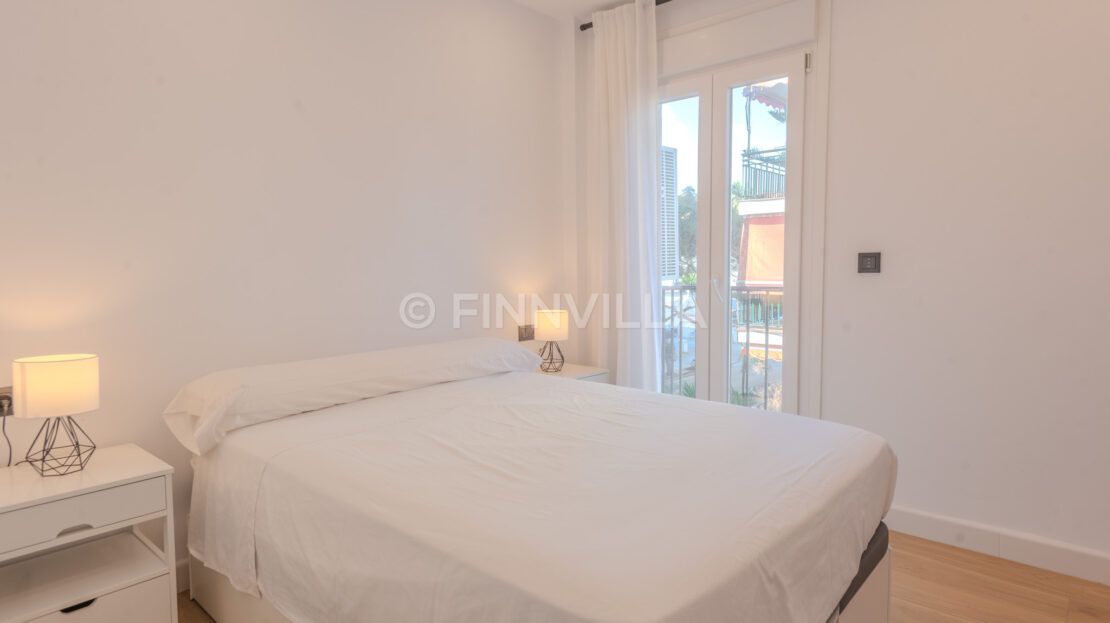Asunto Fuengirolassa keskustassa La Siesta